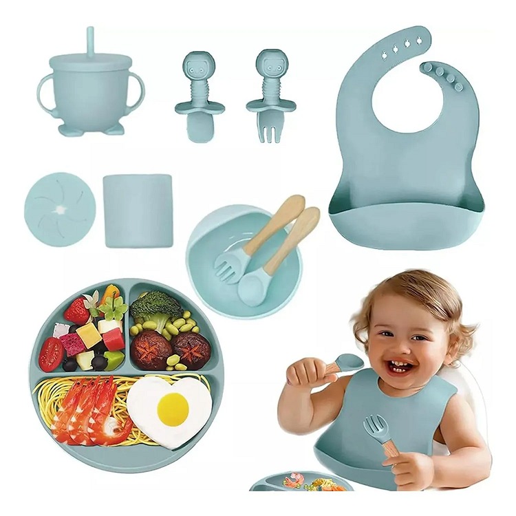8pcs Silicone Toddler Feeding Set